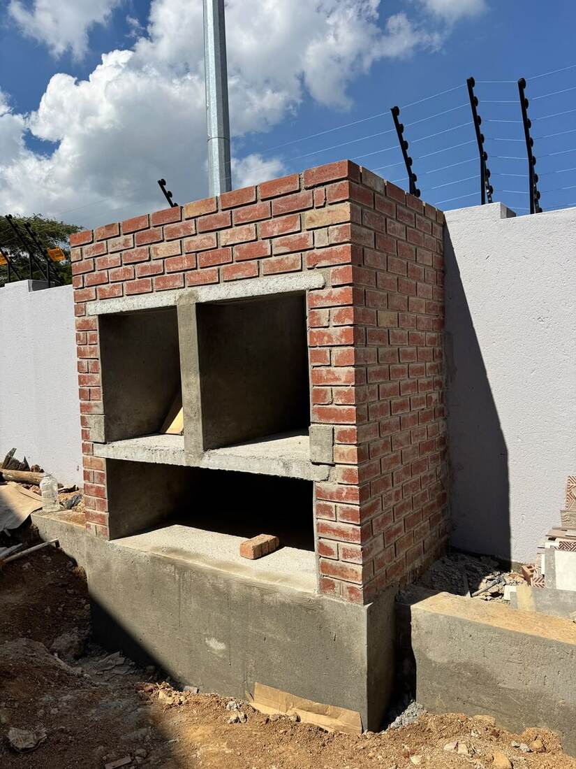Custom facebrick braai under construction